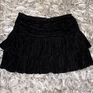 Little stretchy black skirt